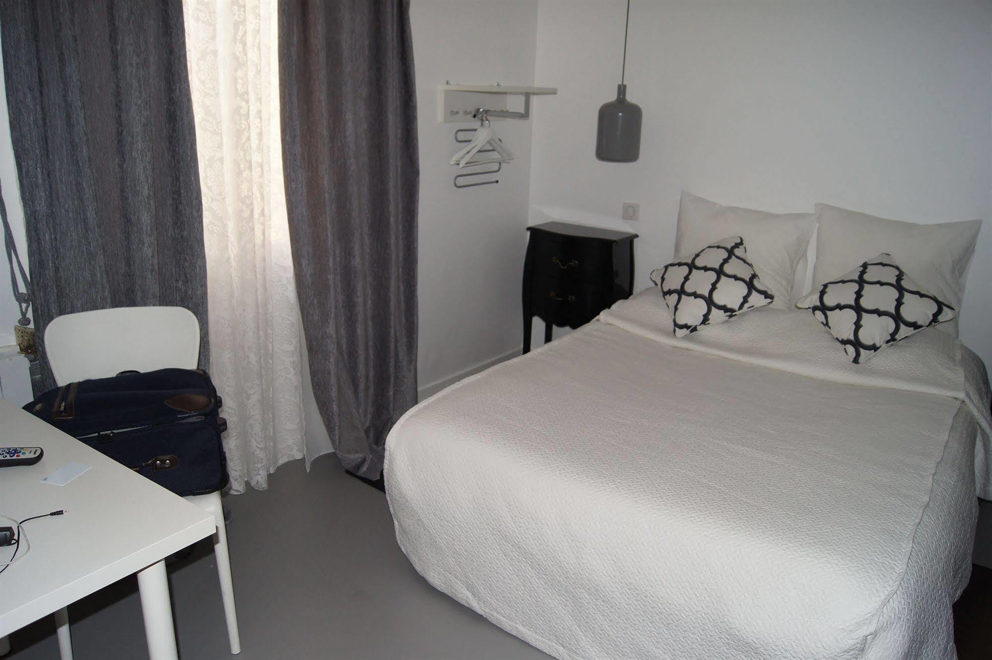 Aquitain Hotel Gare Saint-Jean Bordeaux Exterior photo